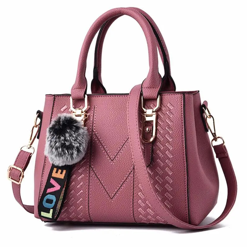 Sac bandoulière brodé en cuir – Style bohème