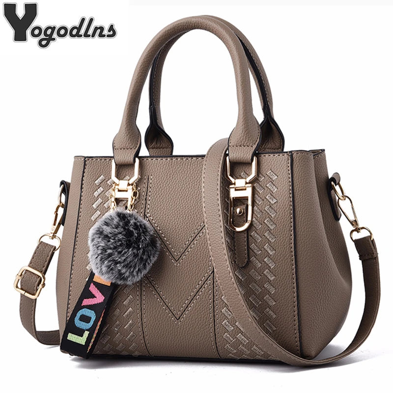 Sac bandoulière brodé en cuir – Style bohème