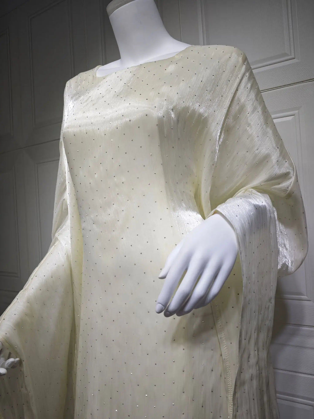 Abaya Ramadan Femme Manches Chauve-Souris Perlée