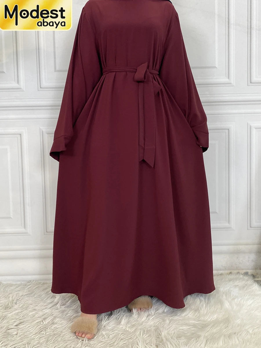 Abaya mode Ramadan – Coupe élégante