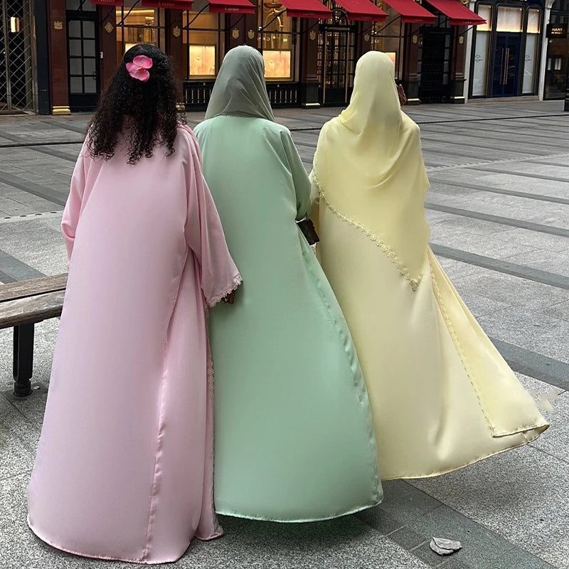 Ensemble abaya & hijab dentelle – Tenue Aïd