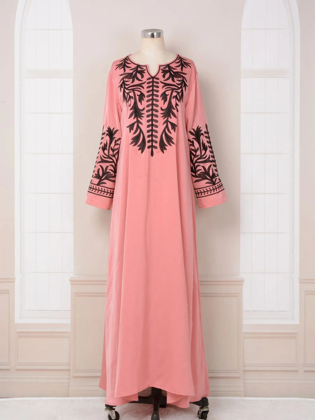 Abaya Femme Élégante Dentelle Brodée – Kaftan Marocain Soirée