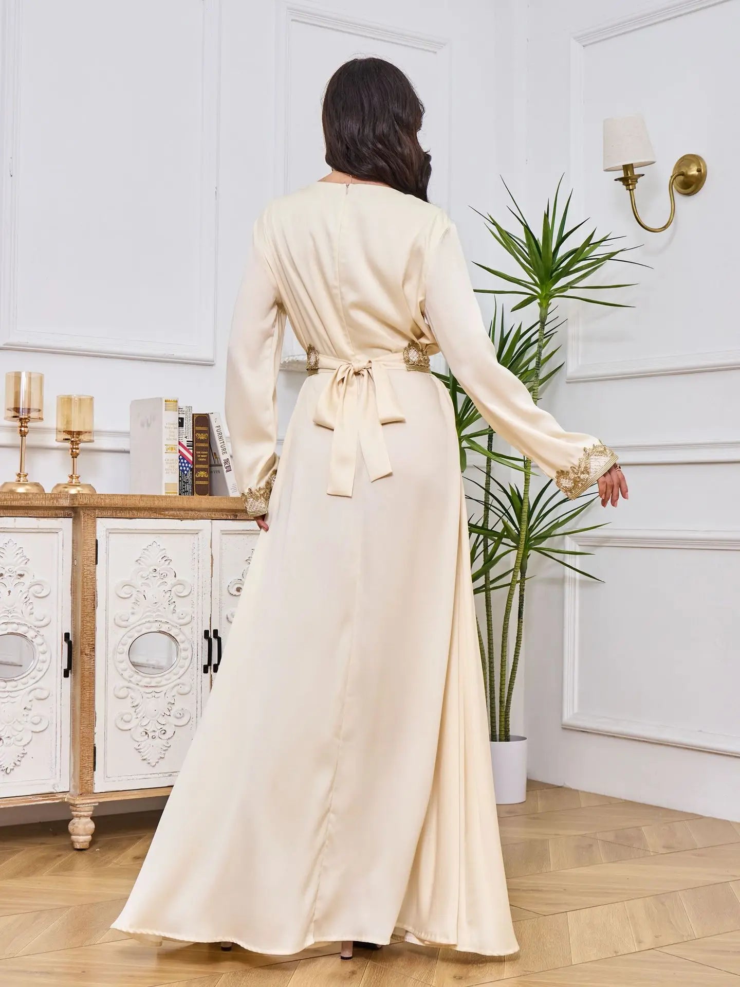 Abaya Femme Élégante Dentelle Brodée – Kaftan Marocain Soirée