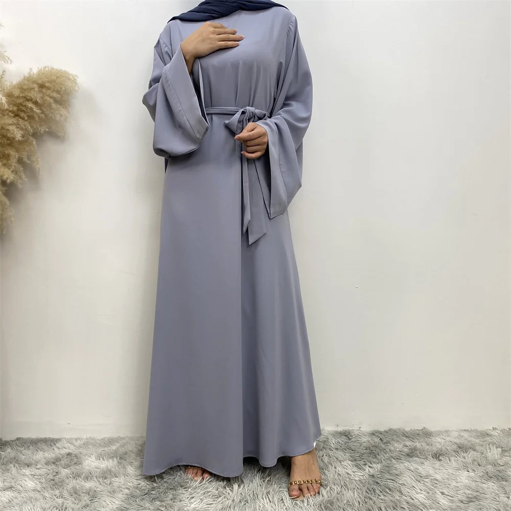 Abaya mode Ramadan – Coupe élégante
