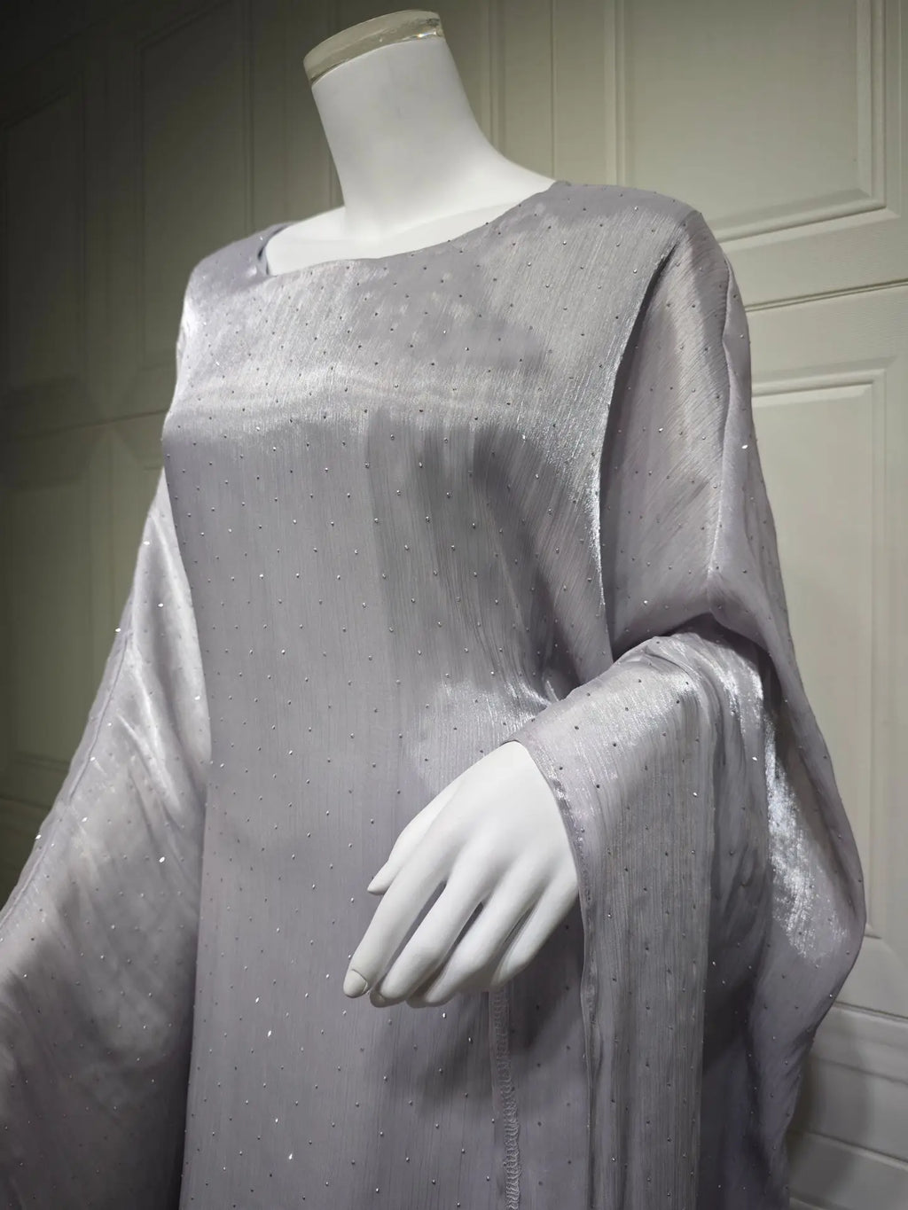 Abaya Ramadan Femme Manches Chauve-Souris Perlée