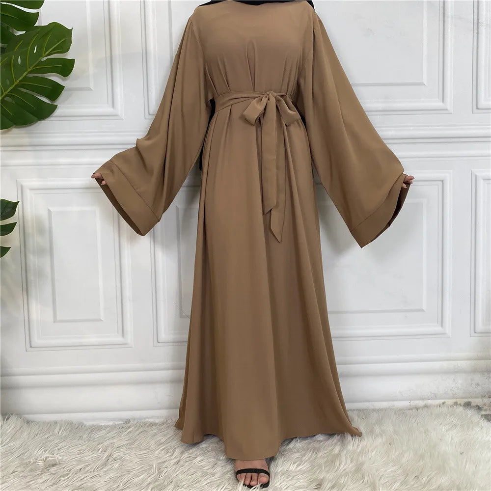 Abaya mode Ramadan – Coupe élégante