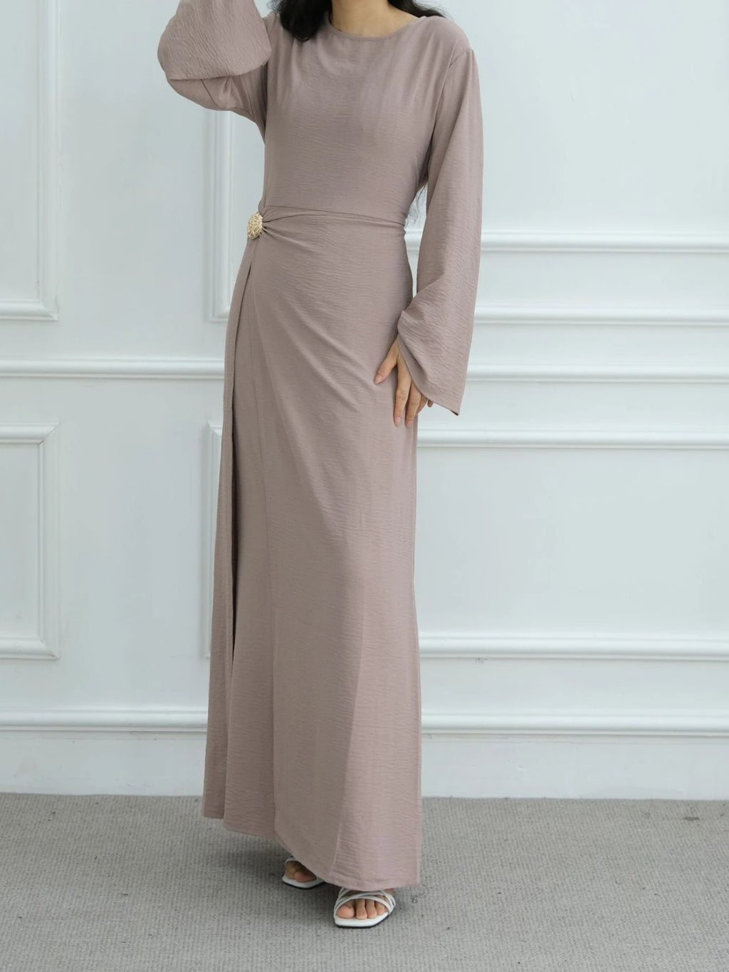Abaya unie modeste – Tenue Aïd élégante