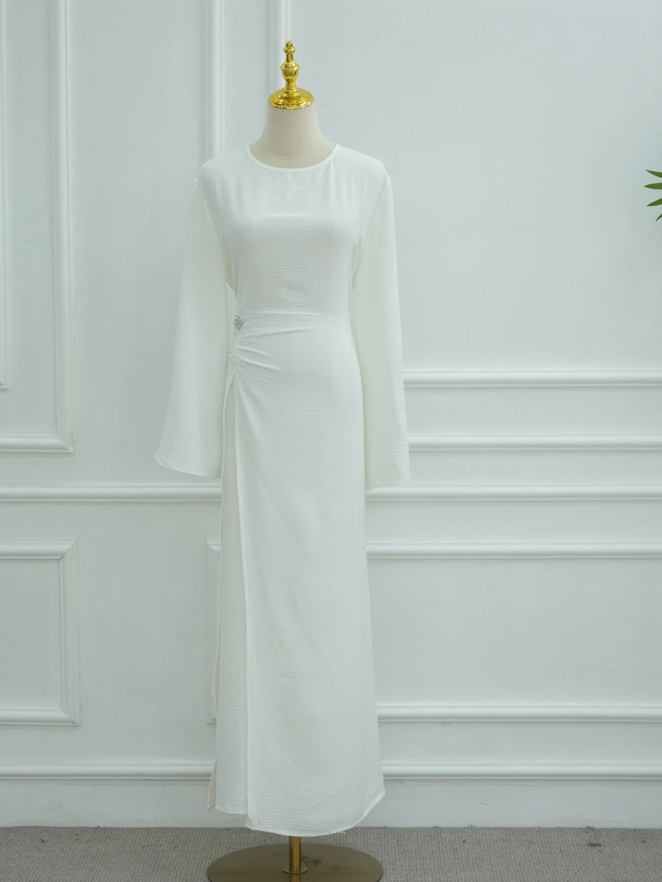 Abaya unie modeste – Tenue Aïd élégante