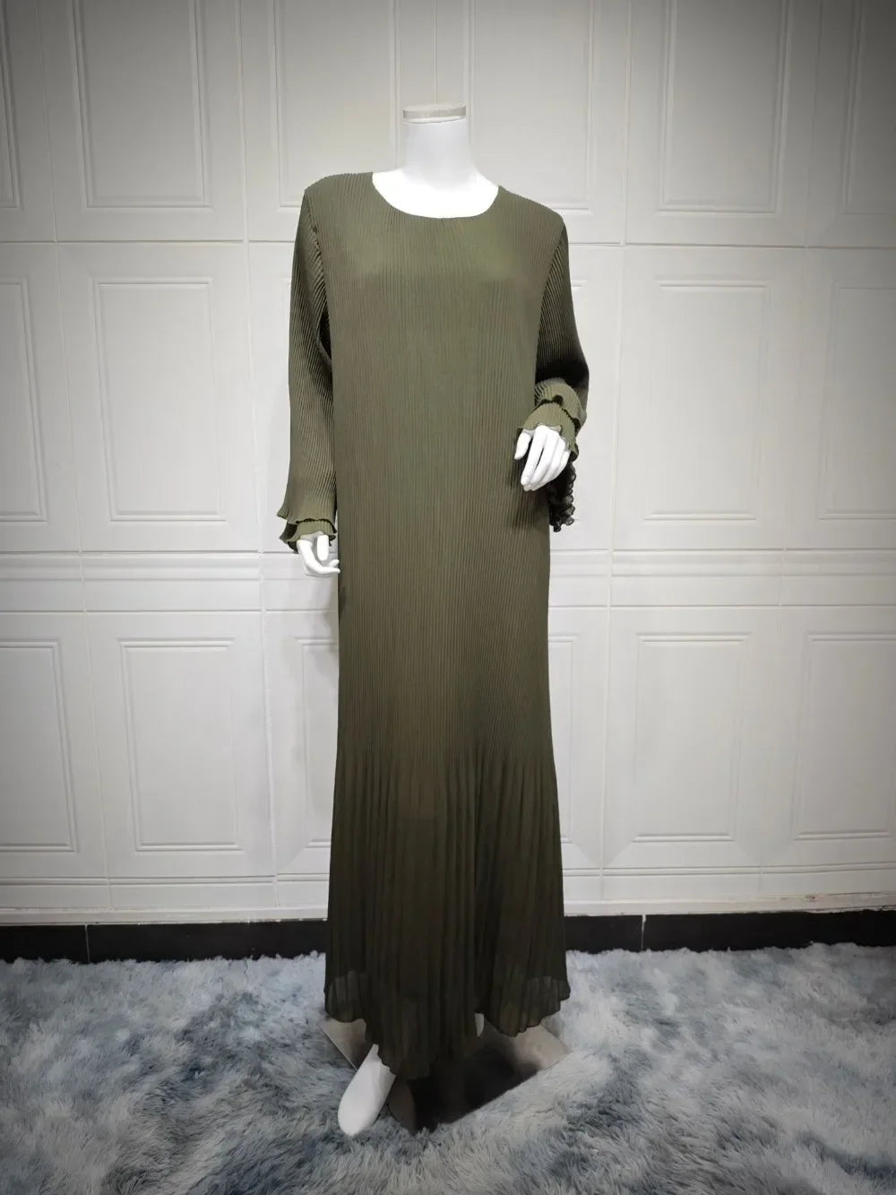 Robe musulmane manches évasées plissées – Aïd