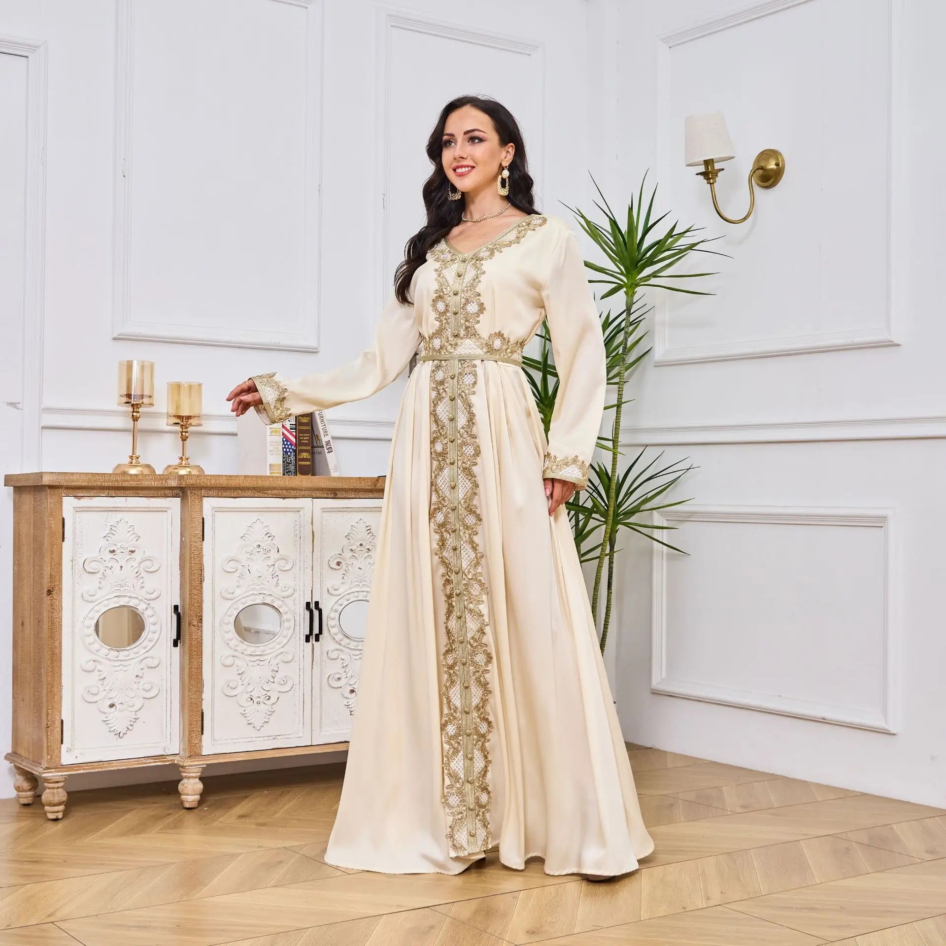 Abaya Femme Élégante Dentelle Brodée – Kaftan Marocain Soirée
