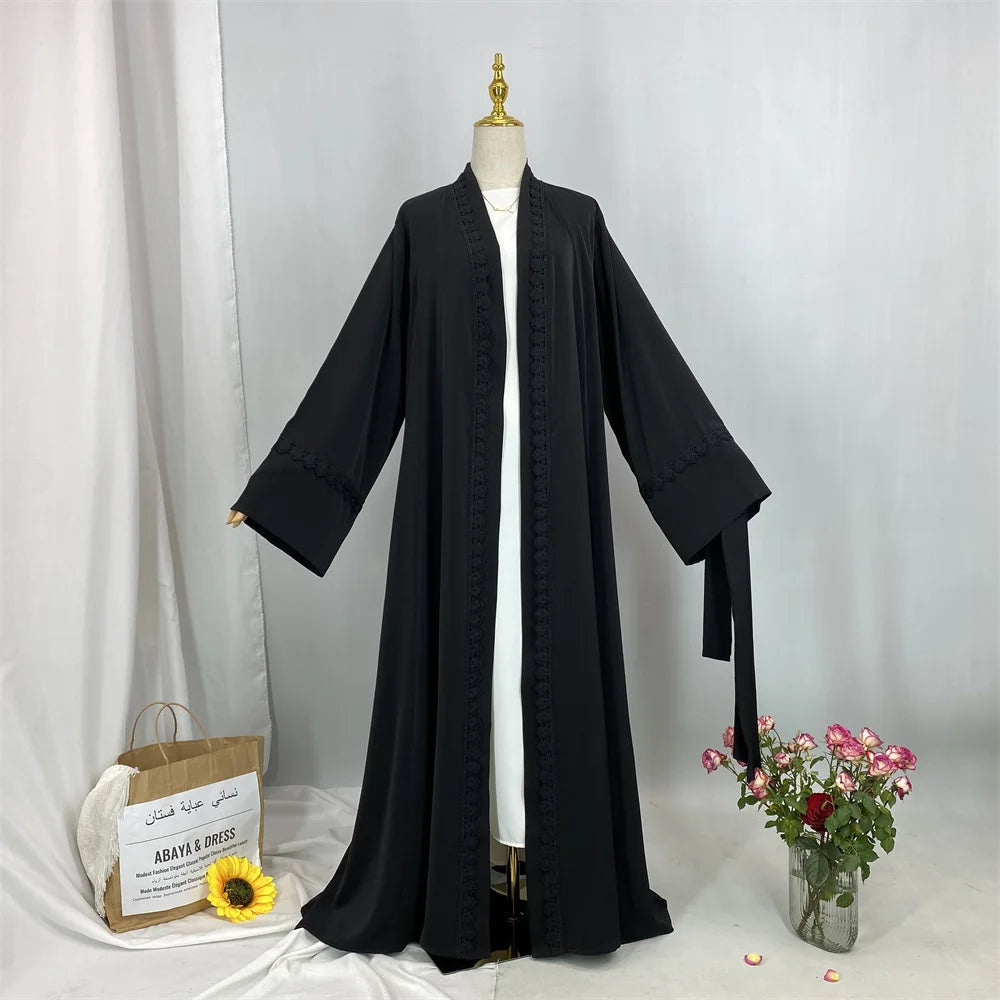 Abaya kimono noire luxe Dubai – Ramadan & Aïd